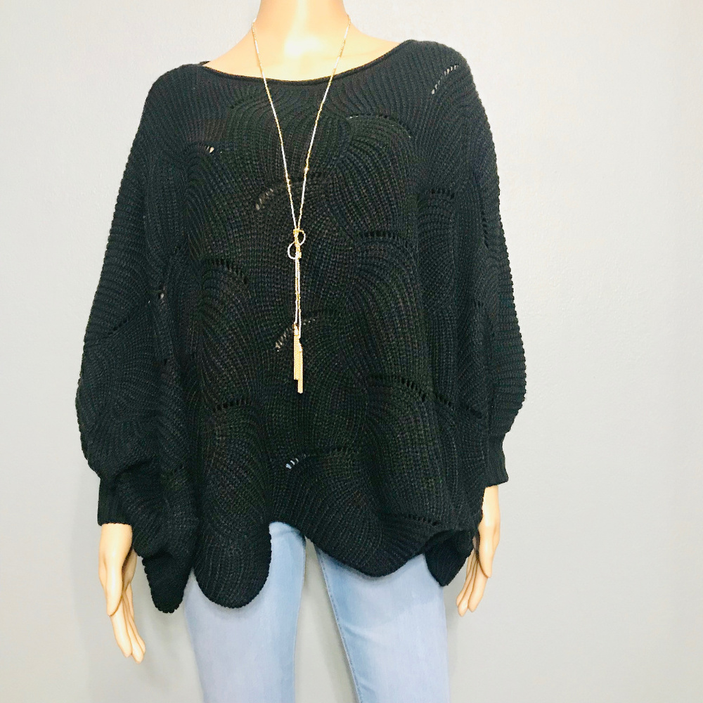 VICI Noemi Dolman Knit Scalloped Hem Cream Sweater